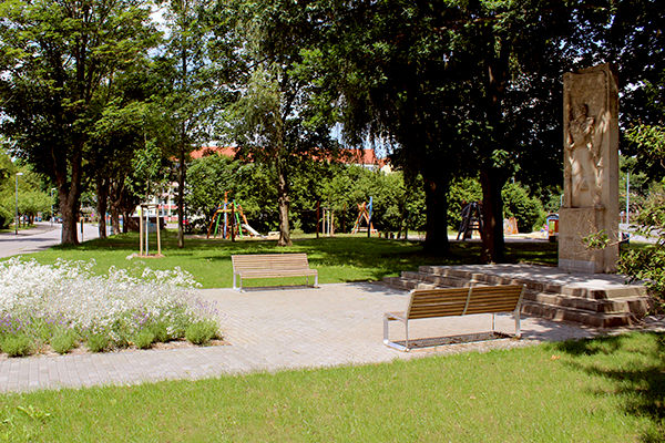 Zirkusplatz Zirkusplatz…