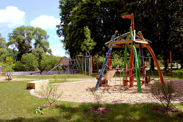 Zirkusplatz Zirkusplatz…